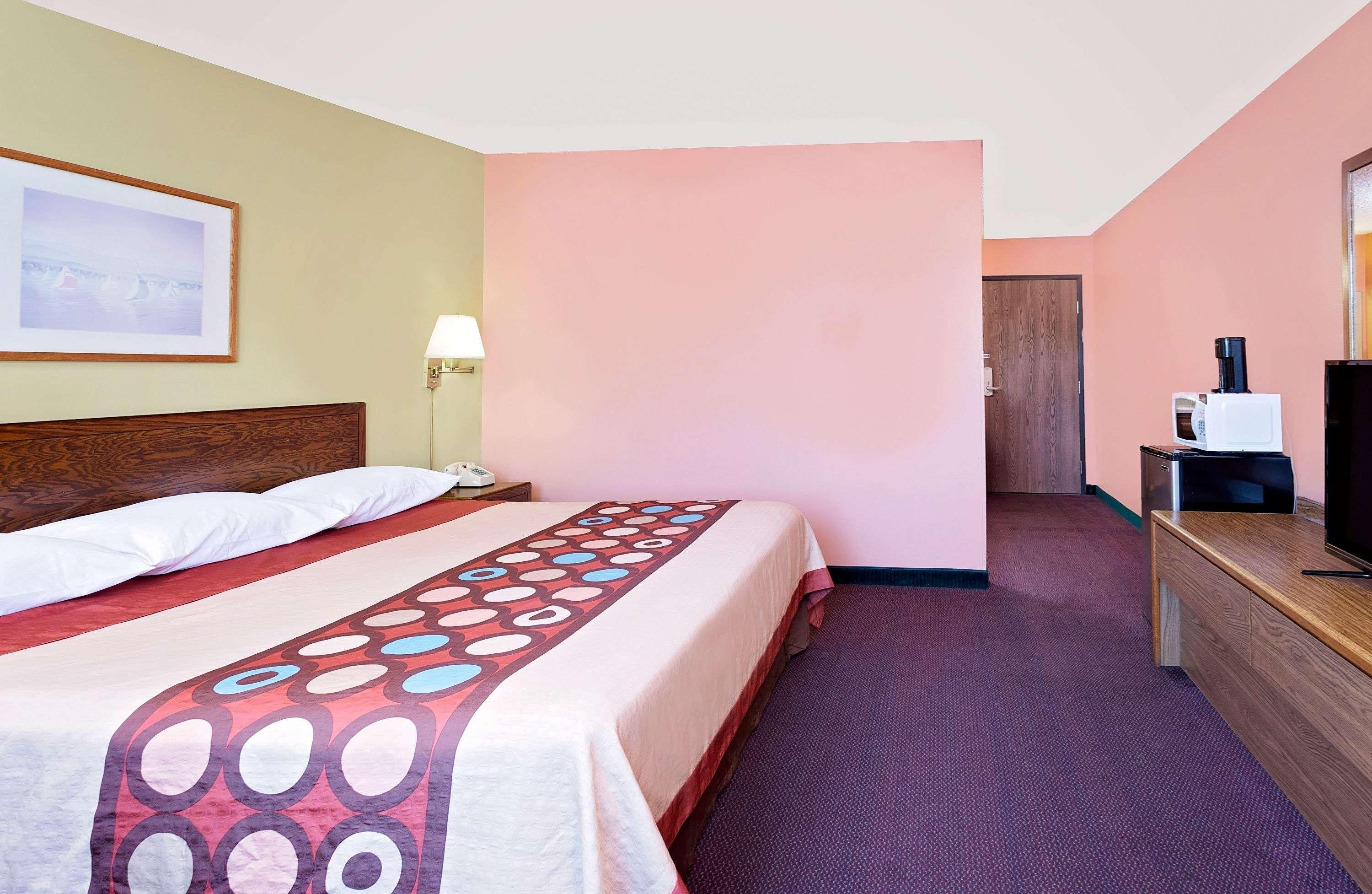 Super 8 By Wyndham Sturgeon Bay Hotel Exterior foto